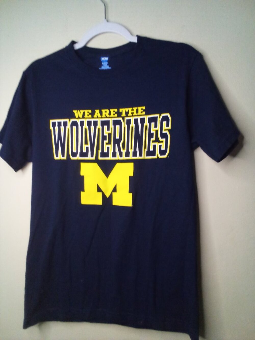 NCAA Michigan Wolverines Shirt Men Adult S Short Sleeve Cotton Blue